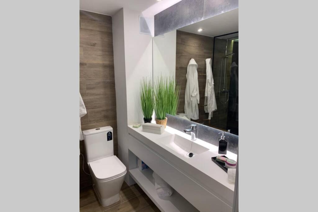 Apartamento a estrenar a un minuto del Alcázar Córdoba Exterior foto