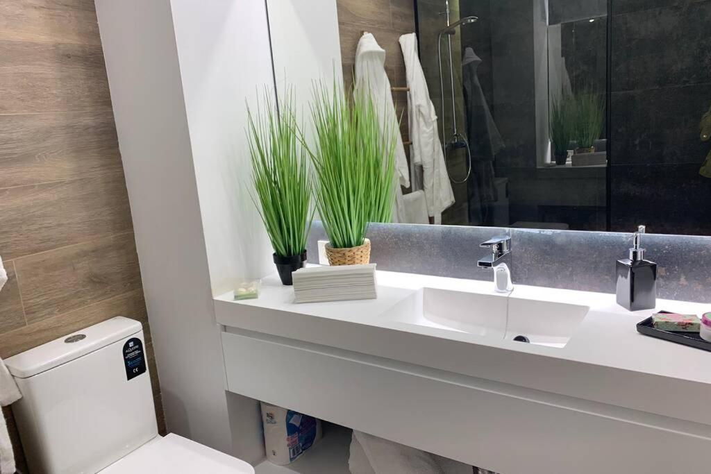 Apartamento a estrenar a un minuto del Alcázar Córdoba Exterior foto